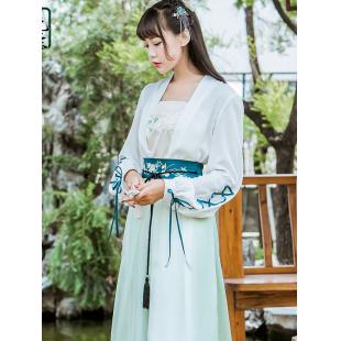 【唐装・漢服ー女】中華服古装 唐朝服 演出服 撮影服 女性用 刺繍 白色 緑色 シフオン