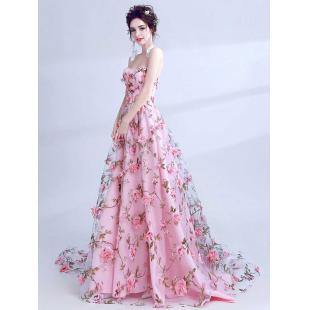 【ウエディングドレス】女性用 ピンク 花 結婚式 演奏会 宴会 パーティー 刺繍 床付くタイプ トレーンドレス