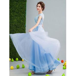 【ウエディングドレス】女性用 カラードレス 結婚式 宴会 忘年会 司会 紗 水色 刺繍 床つく